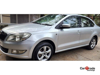 Used 2014 Skoda Rapid [2014-2015] 1.6 MPI Elegance Plus for sale at Rs. 4,25,000 in Pun