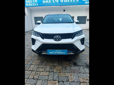 Used 2023 Toyota Fortuner 4X4 MT 2.8 Diesel for sale at Rs. 41,90,000 in Delhi