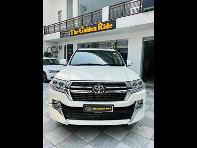 Used 2014 Toyota Land Cruiser [2011-2015] LC 200 VX for sale at Rs. 74,90,000 in Mohali