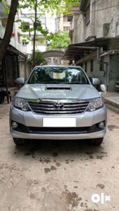 2012 Toyota Fortuner 4x2 Manual