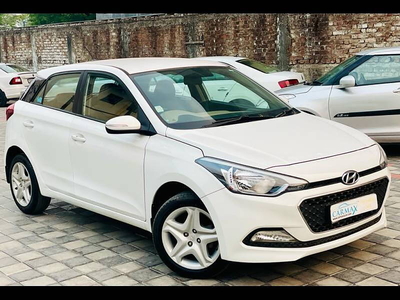 Used 2018 Hyundai Elite i20 [2018-2019] Asta 1.2 for sale at Rs. 5,99,000 in Surat