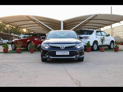 Used 2018 Toyota Camry Hybrid for sale at Rs. 24,90,000 in Delhi