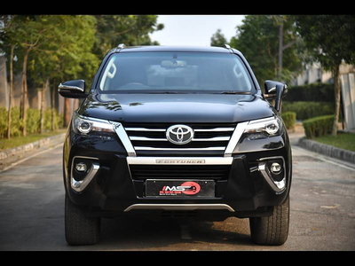 Used 2019 Toyota Fortuner [2016-2021] 2.8 4x4 AT [2016-2020] for sale at Rs. 27,99,999 in Kolkat
