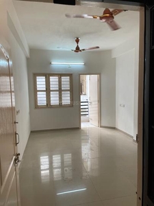 2 BHK Flat for rent in Chanakyapuri, Ahmedabad - 1125 Sqft