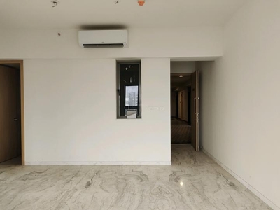 2 BHK Flat for rent in Jogeshwari West, Mumbai - 1000 Sqft