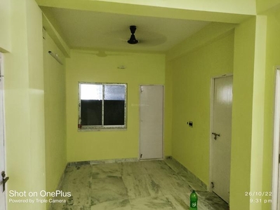 2 BHK Flat for rent in Prince Anwar Shah Connector, Kolkata - 880 Sqft