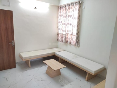 2 BHK Flat for rent in Vastrapur, Ahmedabad - 1250 Sqft