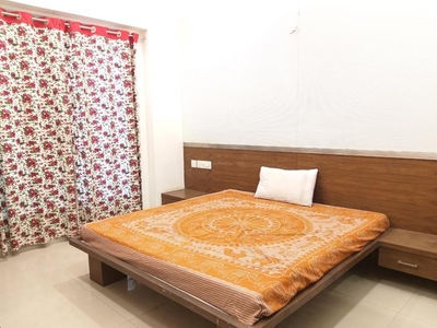 3 BHK Flat for rent in Satellite, Ahmedabad - 1785 Sqft
