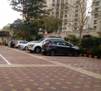 1550 sq ft 3 BHK 2T West facing Apartment for sale at Rs 2.70 crore in Hiranandani Meadows 11th floor in Thane West, Mumbai