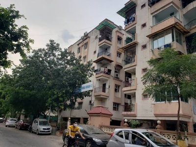 2000 sq ft 4 BHK 4T Apartment for sale at Rs 1.20 crore in Vraj Vihar 2 in Satellite, Ahmedabad
