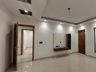 5 Bedroom 4050 Sq.Ft. Builder Floor in Green Fields Colony Faridabad