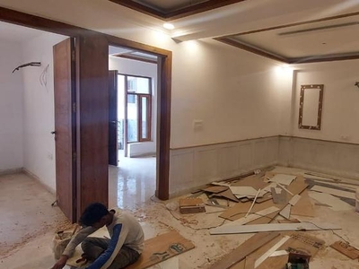 Builder Floor