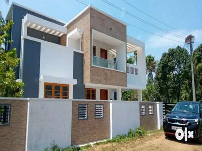 10 cent 2700 sqft 3 bhk ready to occupy at paravur town near mannam