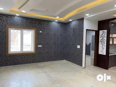 4Bhk Builder Floor L-Type Corner In Deep Vihar Rohini Sec-24