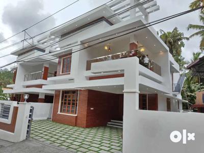 5BHK NEW EXCELLENT PREMIUM QUALITY SPACIOUS HOUSE READY TO OCCUPY