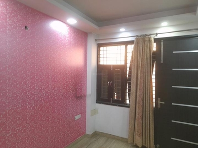 2 BHK Independent Floor for rent in Shalimar Bagh, New Delhi - 550 Sqft