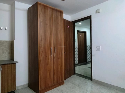 1 RK Independent Floor for rent in Sainik Farm, New Delhi - 590 Sqft