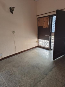2 BHK Flat for rent in Vikaspuri, New Delhi - 900 Sqft