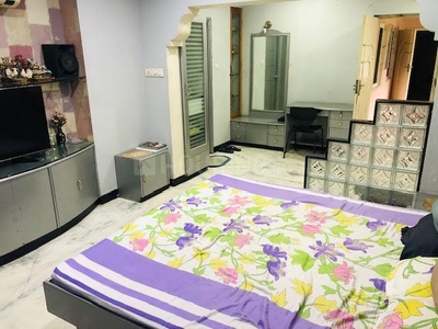 3 BHK Flat for rent in Gokhalenagar, Pune - 1600 Sqft