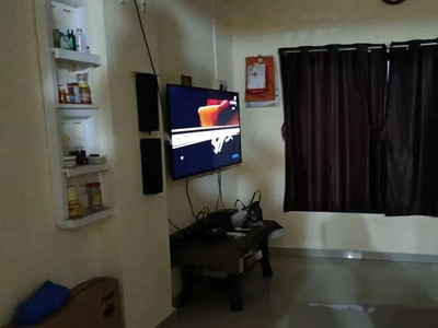 15/9 area 1bhk room good to move 24hr boring water