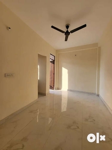 1RK available in rent newly constructed.