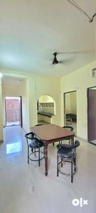 2bhk independent flat available in Hyderabad gate Bhu