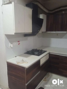 2bhk semifurnished bulider flat for rent