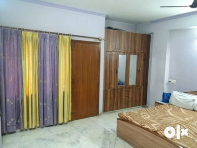 3 BHK Beautiful flat for rent in charbagh lucknow.