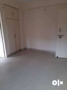 3 bhk unfurnished flat available for rent in prime location