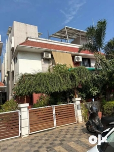 4.5 BHK Fully furnished bungalow
