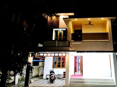 9.15 cent with 2000 sq ft 4bhk house for sale at Kaniyapuram