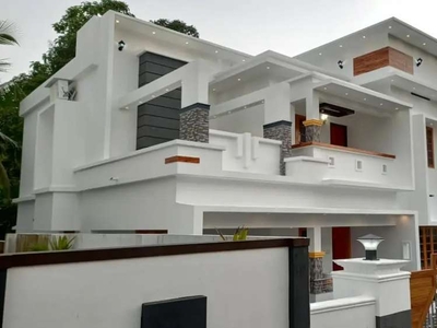 Chathanoor posh house sheematti 7cent plot 2400 sqft 4bhk house