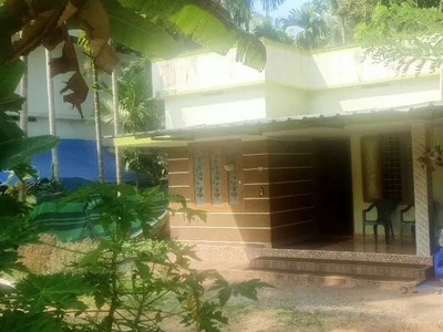 For Sale 4cent 650sqft 2bhk house at Edavanakad vypin near main road
