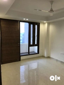 Ready to move semi furnished 2bhk luxury floor with parking & lift
