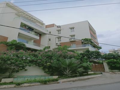 Reliance Avans Court in Banjara Hills, Hyderabad