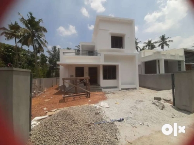 1800sqft house with 6 cent plot for sale in perumpuzha contact jn
