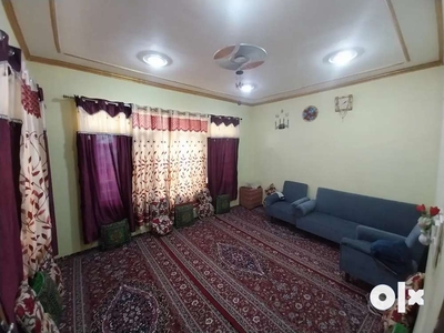 2 floor5.5 Marla milikat)Bemina hamdaniya colony sec i near durbl road