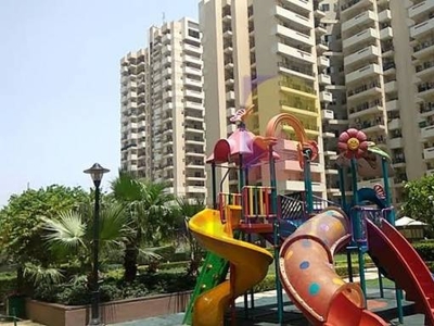 3500 sq ft 4 BHK 5T NorthWest facing Apartment for sale at Rs 4.10 crore in Purvanchal Royal Park 19th floor in Sector 137, Noida