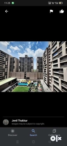 4 bhk luxurious apartment redi to move