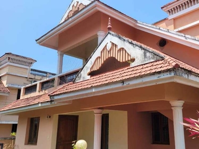 5 cent plot with 3BHK gated community villa for sale at Udayamperoor.