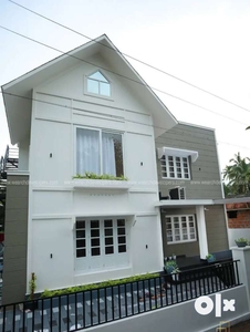 European colonial style 2000 square feet house