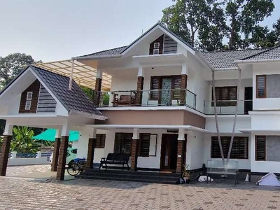 House and 90 cent for sale,near to thommankuthu,anayadikuthe