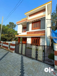 House For sale Near Ooruttambalam