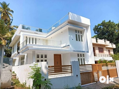 New Premium 4 BHK House for sale in Kuriachira - Thrissur