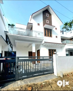 Newly constructed 3 bhk 1400 sqft house in koonammav near varapuzha
