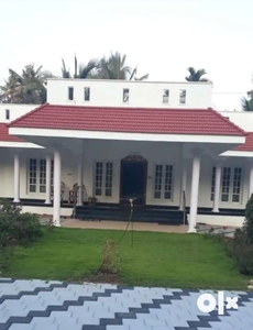 Premium 4bhk House In 25Cents Of Land For Urgent Sale @ Udayamperoor