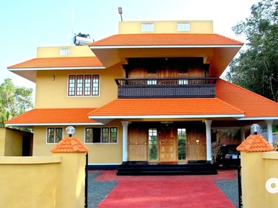 Ready to move 4 bedroom fully furnished house near Mulanthuruthy.