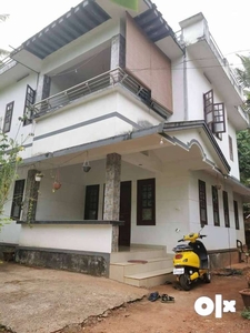 Ready to move 5 year old negotiable house at ayikkarappadihouse