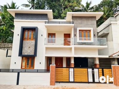 Sreekariyam powdikonam new 3bhk..4cent..1650sqft