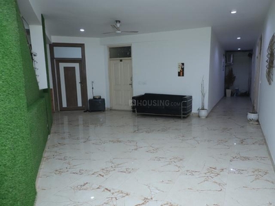 1 RK Flat for rent in Sector 102, Noida - 550 Sqft